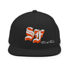 classic-snapback-black-front-